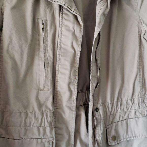 Jacket - Picture 4 of 4